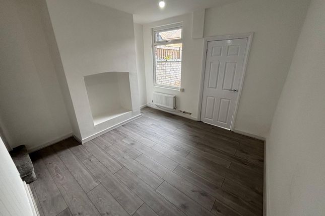 72 Algernon Street, Warrington photo 4
