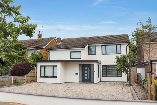 Thumbnail Detached house for sale in Maplin Way, Thorpe Bay