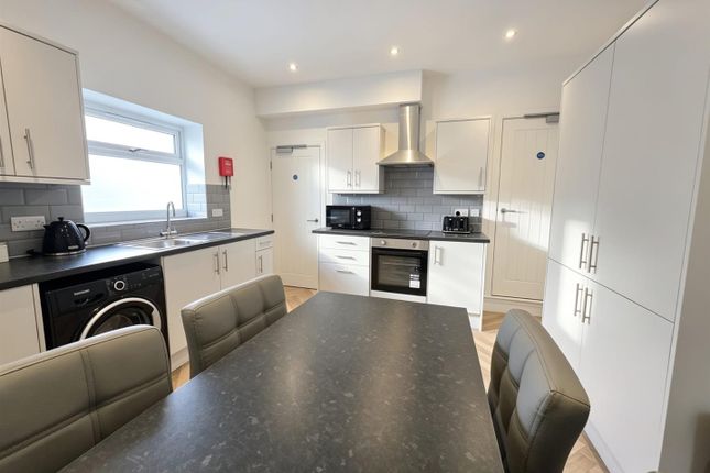 8, Thomas Street, Sheffield photo 5