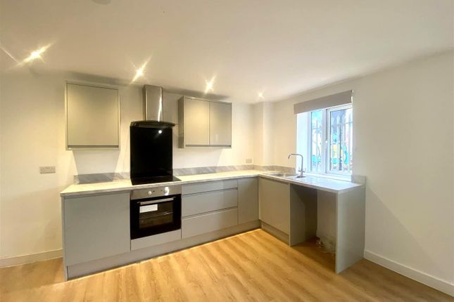 Kitchen.Jpg