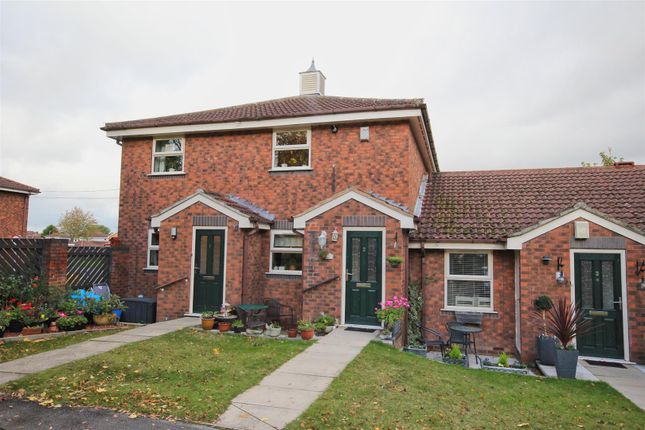 Thumbnail Flat for sale in Tudor Court Beverley Road, Willerby, Hull