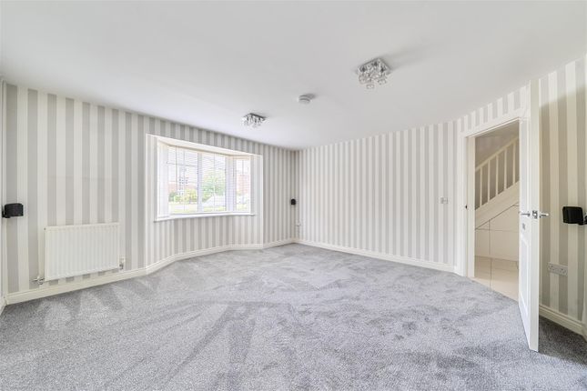 15, Scarborough Drive, Rickmansworth photo 4