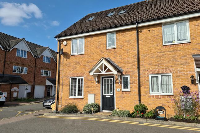 Thumbnail End terrace house for sale in Franklins, Maple Cross, Rickmansworth