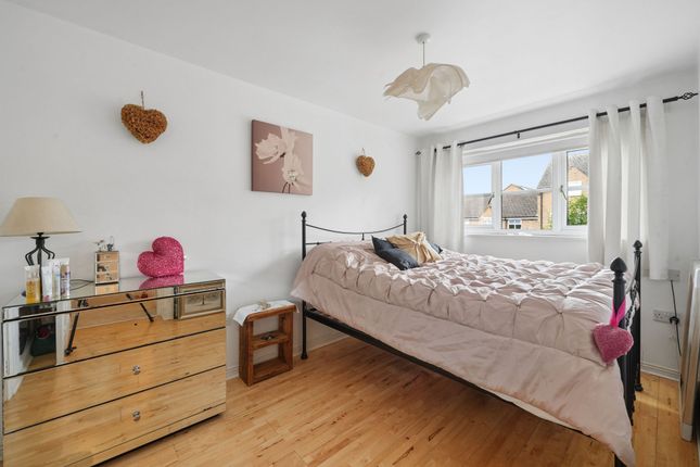 9 Bryony Road, Bicester photo 4