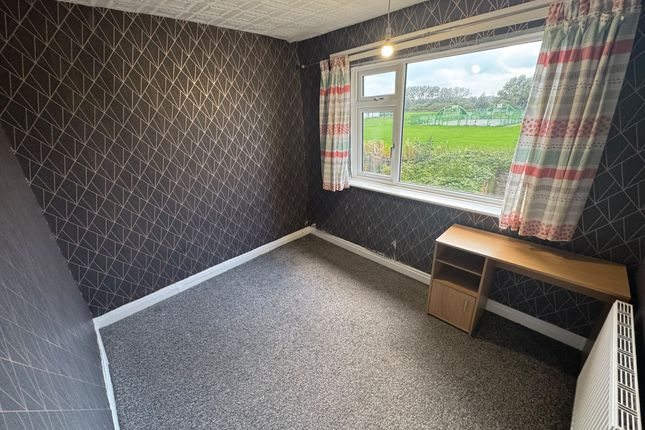 Outwood Road, Radcliffe photo 5