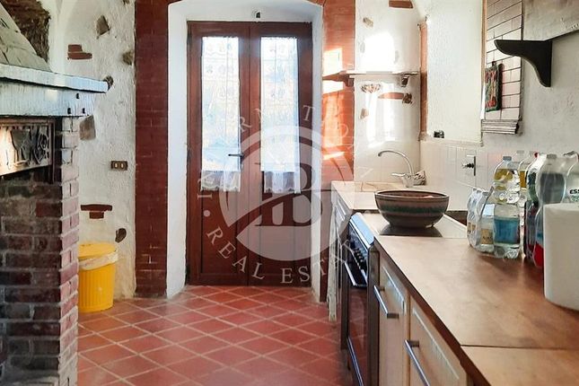 Villa for sale in Sarzana, Liguria, Italy