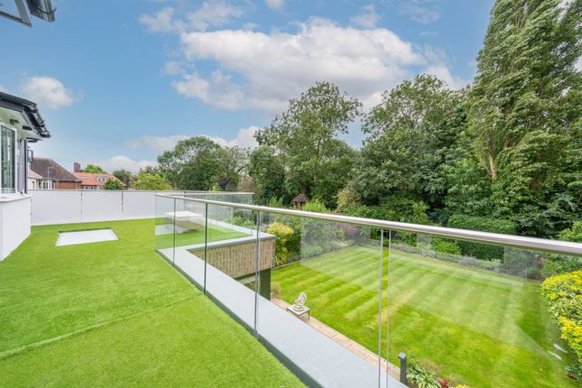 Property for sale in Manor House Drive, Brondesbury, London