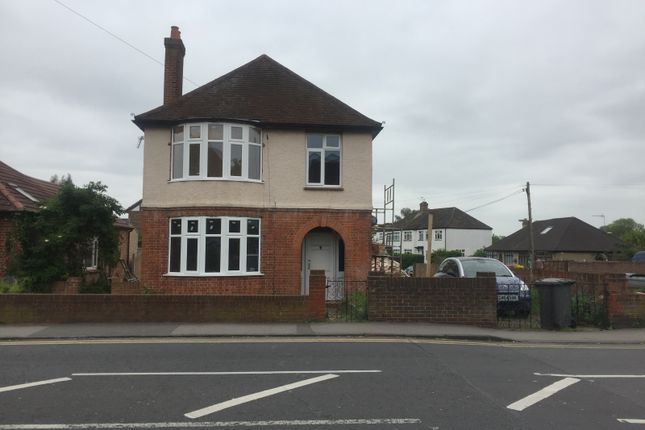 3 bed detached house for sale in Thorpe Road, Staines-Upon-Thames
