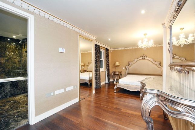 Flat for sale in The Lancasters, Lancaster Gate, Hyde Park