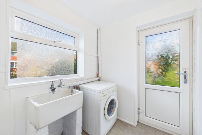 Studholme Crescent, Penwortham photo 4