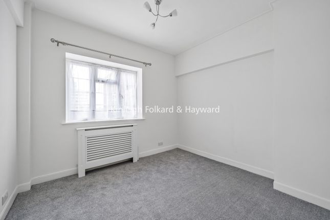 Flat to rent in Adelaide Road, London