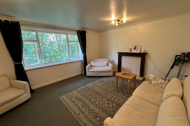 27 Colley Drive, Sheffield photo 3