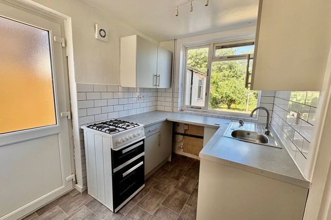 28, Minehead Road, Dudley photo 3