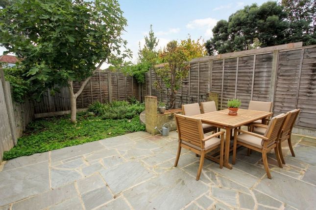 Ground Floor Flat, 28 Whittington Road, London photo 4