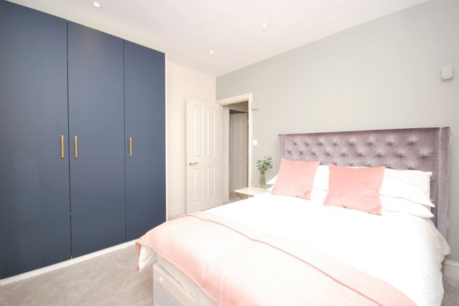 34b, Ulverscroft Road, London photo 4