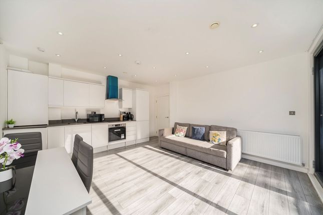 Flat 403 Joynes House, 700, Woolwich Road, Greenwich photo 3