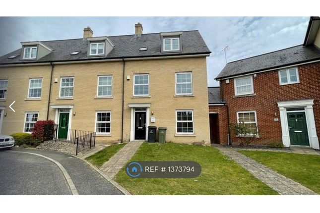4 bed semi-detached house to rent in Crown House Close, Thetford IP24