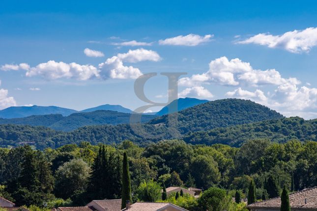 Property for sale in Vaison-La-Romaine, Provence-Alpes-Cote D'azur, 84110, France