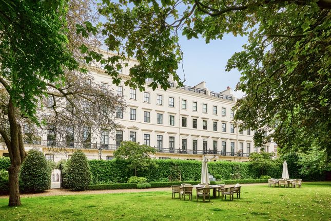 4, 26, Hyde Park Gardens, London photo 2