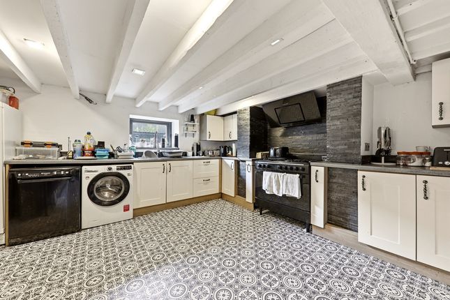 7, Arthur Terrace, Farsley photo 3