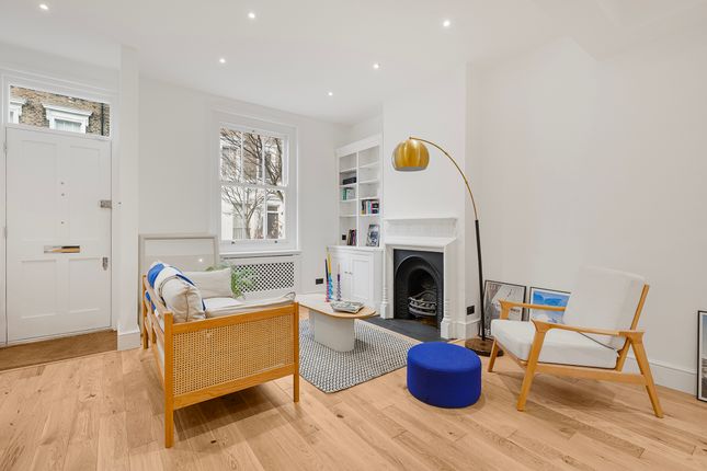 4, 4 Guthrie Street, London photo 2