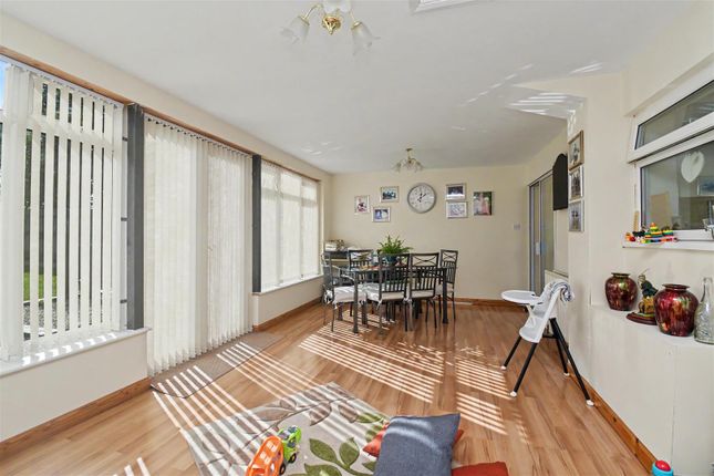 5, Spinney Road, Weldon photo 4