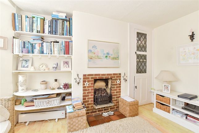 Lower Street, Pulborough photo 4