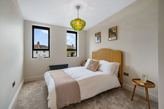Flat Flat 9, 1-3, Ashby Road, London photo 4
