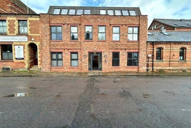 Thumbnail Flat for sale in Volunteer Street, Chester