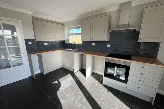 1, New Cottage, Grimsby photo 2