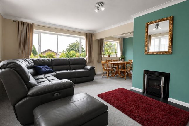 25, Greenacre, Worlebury,  Weston-Super-Mare photo 4