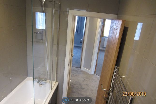 Chandos Court, Buckingham Road, Edgware photo 4