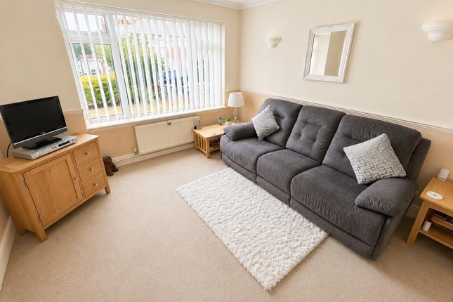 4, Elmhurst Avenue, Yeovil photo 2