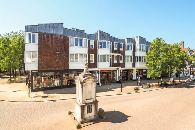 Thumbnail Flat to rent in High Street, Petersfield