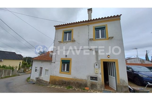 Thumbnail Detached house for sale in Curvaceiras, Paialvo, Tomar