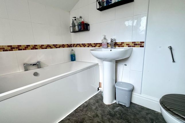19, Toronto Avenue, Blackpool photo 4