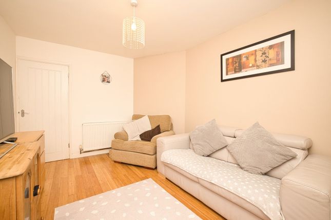 17, Rosemary Gardens, Broadstairs photo 3