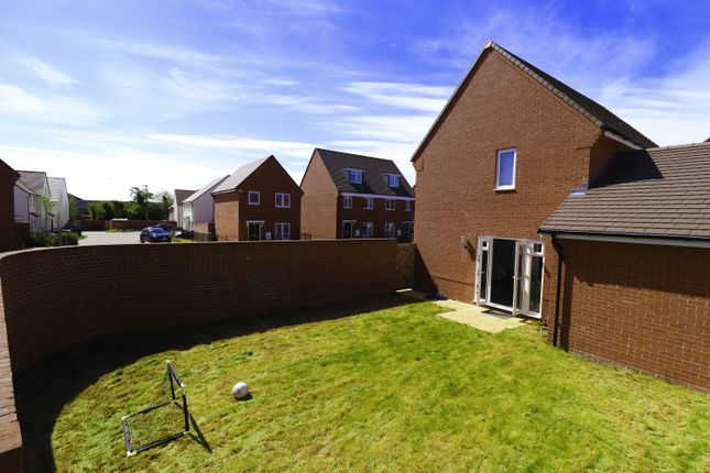 Thumbnail Detached house for sale in Merino Road, Andover, Hampshire