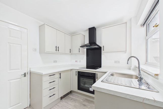 14 Cornhill, Jarrow photo 2