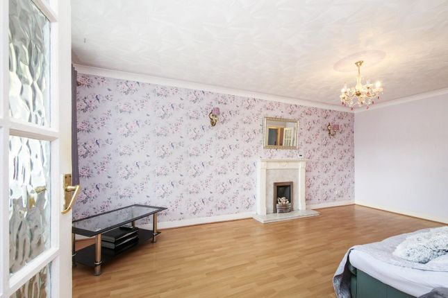 9, Garburn Grove, York photo 4