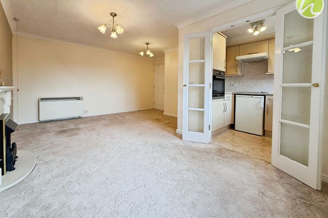 Flat 29, Conrad Court Butts Road, Stanford-Le-Hope photo 3