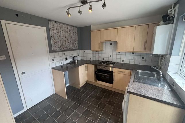 49, Blackdown Way, Thatcham photo 2