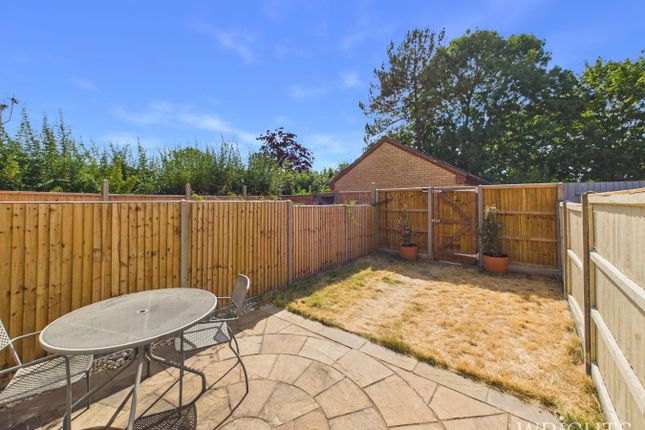 66, Ludwick Way, Welwyn Garden City photo 2