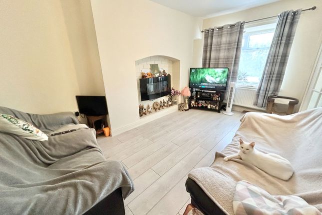 4, Sea View Terrace, Colwyn Bay photo 2