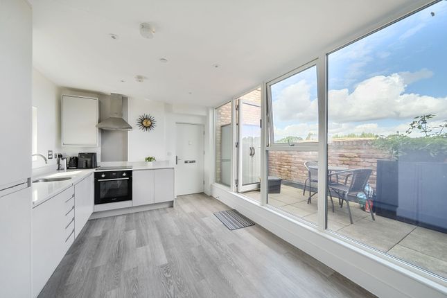 Edgeworth Mews, Finchley photo 3