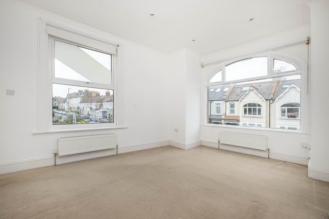 Replingham Road, London photo 2