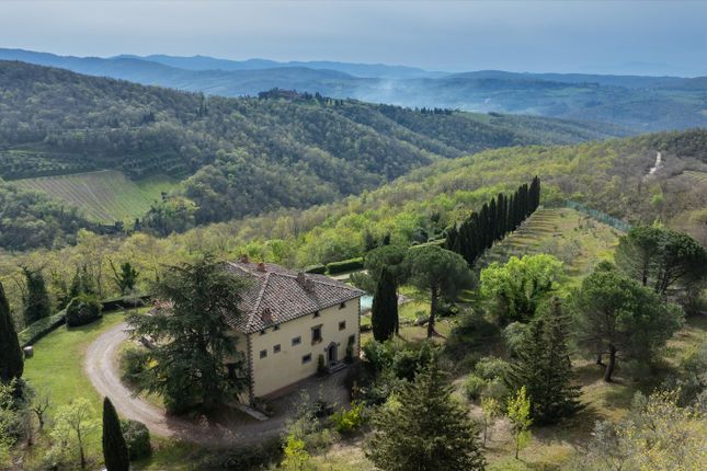 Villa for sale in Radda In Chianti, Siena, Tuscany, Italy