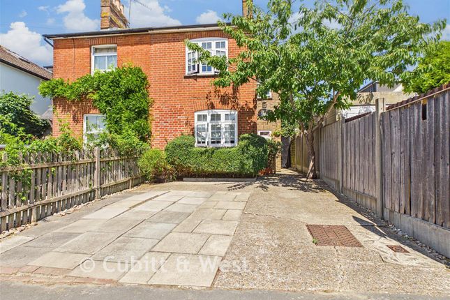 10, Smith Road, Reigate photo 2
