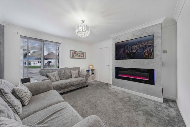 Great Knightleys, Basildon photo 2