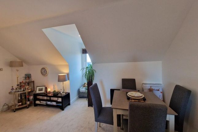 70, Cherry Orchard, Southminster photo 2
